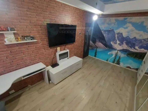 Дава се под наем Двустаен апартамент в Бургас, Победа - 65 кв.м за 239.7 € - Снимка #1