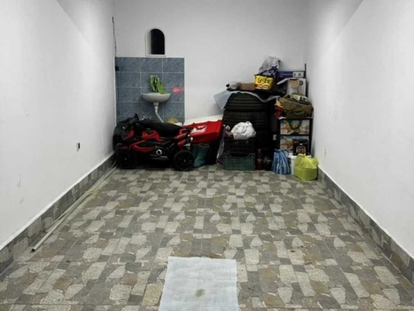 Гараж / Паркомясто в Плевен, Идеален център - 16 кв.м за 1563 €/кв.м - Снимка #1