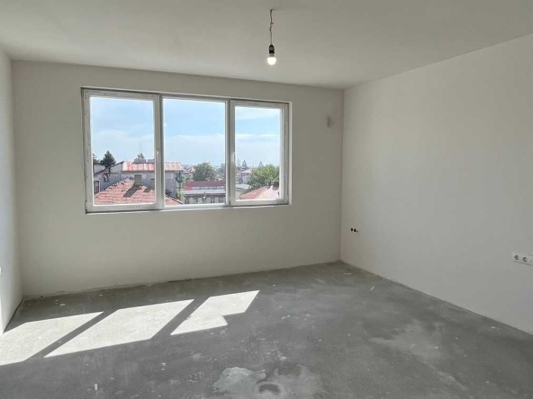 Тристаен апартамент в София, Левски - 82 кв.м за 2220 €/кв.м - Снимка #1