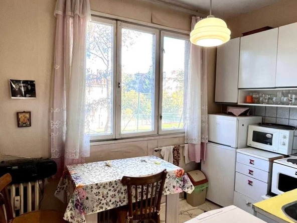 Двустаен апартамент в София, Център - 59 кв.м за 2119 €/кв.м - Снимка #1