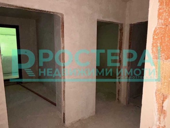 Двустаен апартамент в Търговище, Център - 70 кв.м за 1203 €/кв.м - Снимка #1