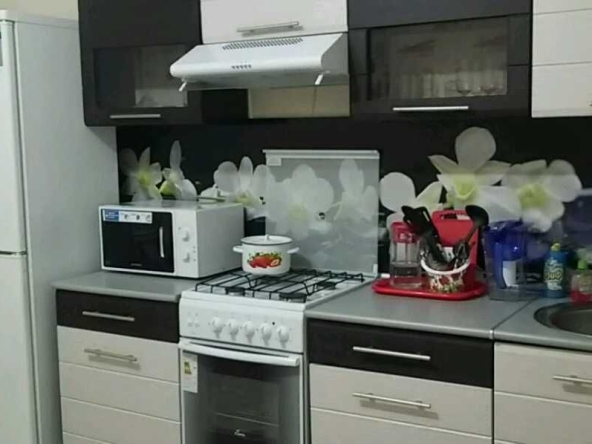 Дава се под наем Едностаен апартамент в Пловдив, Кършияка - 40 кв.м за 204 € - Снимка #1