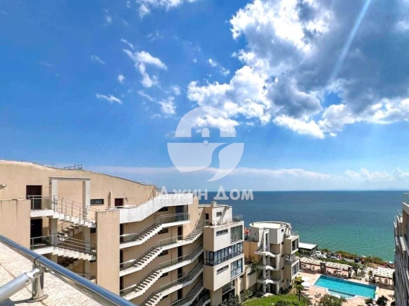 Двустаен апартамент в Свети Влас - 65 кв.м за 1968 €/кв.м - Снимка #1