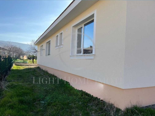 Къща в с. Браниполе, Област Пловдив - 172 кв.м за 892 €/кв.м - Снимка #1