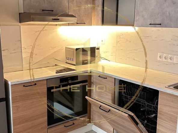 Дава се под наем Двустаен апартамент в Варна, ХЕИ - 55 кв.м за 548.25 € - Снимка #1