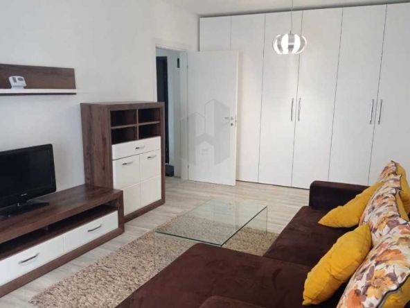 Дава се под наем Двустаен апартамент в Пловдив, Христо Смирненски - 65 кв.м за 260.1 € - Снимка #1