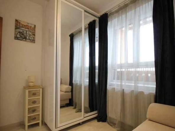 Дава се под наем Тристаен апартамент в Пловдив, Център - 75 кв.м за 204 € - Снимка #1