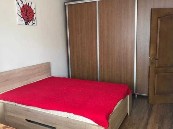 Дава се под наем Двустаен апартамент в Пловдив, Остромила - 65 кв.м за 331.5 € - Снимка #1