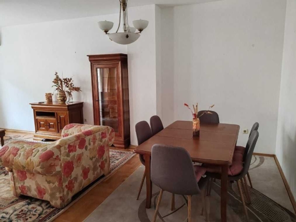 Дава се под наем Двустаен апартамент в София, Стрелбище - 75 кв.м за 612 € - Снимка #1