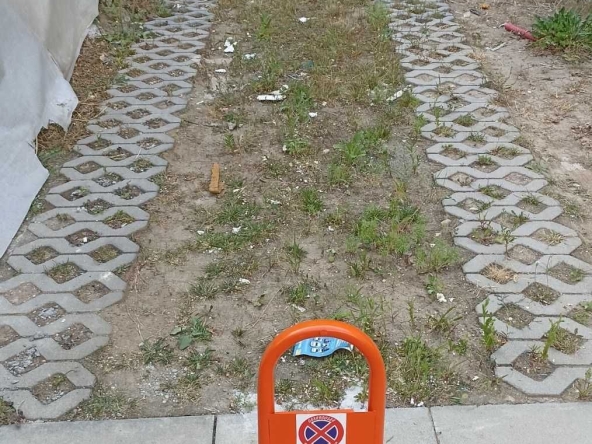 Дава се под наем Гараж / Паркомясто в София, Студентски град - 6 кв.м за 66.3 € - Снимка #1