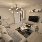 Дава се под наем Тристаен апартамент в Пловдив, Изгрев - 87 кв.м за 357 € - Снимка #1