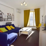 Дава се под наем Двустаен апартамент в София, Център - 80 кв.м за 856.8 € - Снимка #1