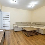 Дава се под наем Двустаен апартамент в Пловдив, Кючук Париж - 83 кв.м за 331.5 € - Снимка #1