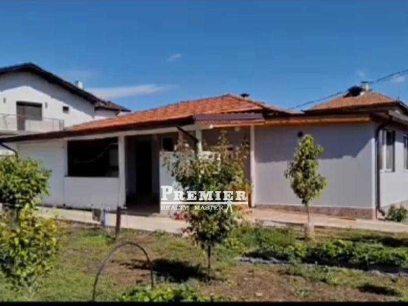 Къща в с. Тънково, Област Бургас - 85 кв.м за 765 €/кв.м - Снимка #1