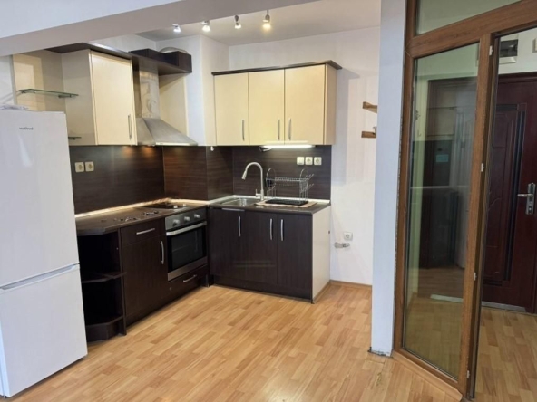 Дава се под наем Двустаен апартамент в София, Бъкстон - 67 кв.м за 509.49 € - Снимка #1