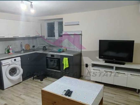 Дава се под наем Двустаен апартамент в Варна, Аспарухово - 40 кв.м за 359.04 € - Снимка #1