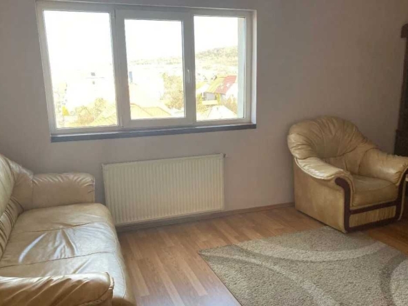 Дава се под наем Двустаен апартамент в Пловдив, Изгрев - 45 кв.м за 147.9 € - Снимка #1