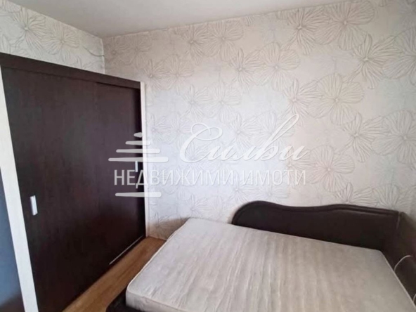 Дава се под наем Едностаен апартамент в Шумен, Тракия - 42 кв.м за 178.5 € - Снимка #1