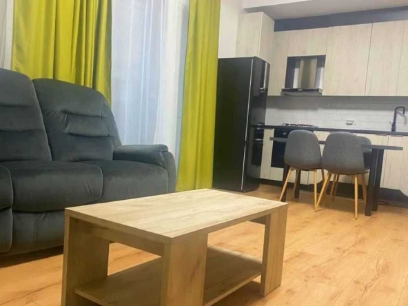 Дава се под наем Двустаен апартамент в Пловдив, Каменица 2 - 65 кв.м за 224.4 € - Снимка #1