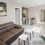 Дава се под наем Тристаен апартамент в Варна, ЖП Гара - 75 кв.м за 1495.83 € - Снимка #1