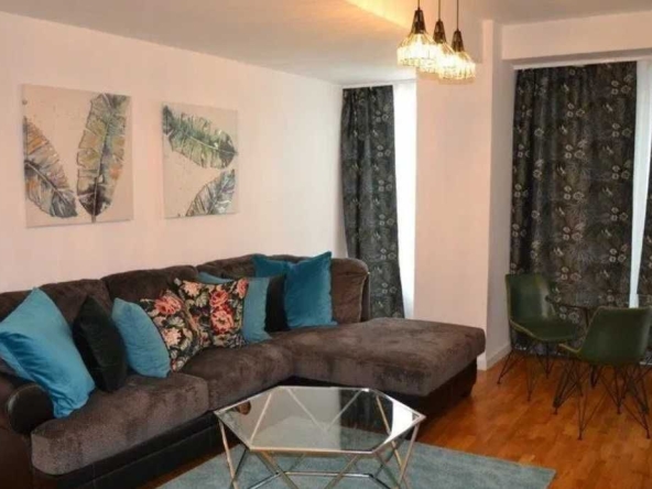 Дава се под наем Двустаен апартамент в Пловдив, Тракия - 60 кв.м за 239.7 € - Снимка #1