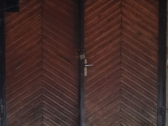 Дава се под наем Гараж / Паркомясто в София, Гео Милев - 23 кв.м за 179.52 € - Снимка #1