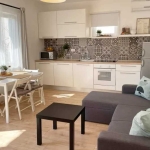 Дава се под наем Двустаен апартамент в Пловдив, Гагарин - 63 кв.м за 285.6 € - Снимка #1