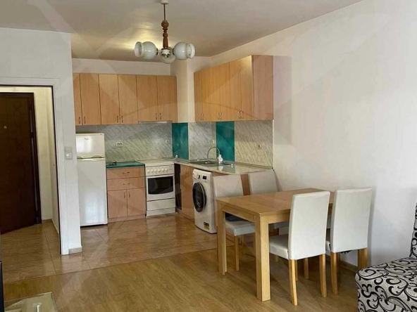 Дава се под наем Двустаен апартамент в Варна, Аспарухово - 45 кв.м за 350 € - Снимка #1