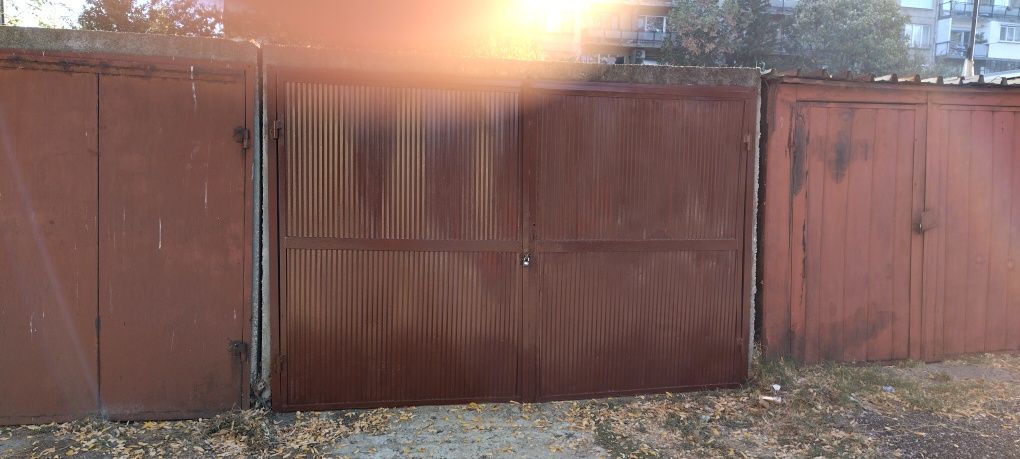 Гараж / Паркомясто в Харманли - 18 кв.м за 425 €/кв.м - Снимка #1