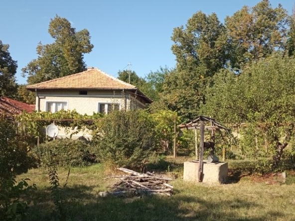 Къща в с. Ушинци, Област Разград - 65 кв.м за 981 €/кв.м - Снимка #1