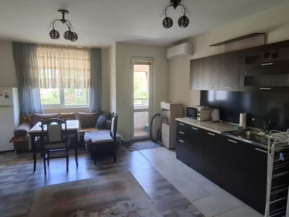 Дава се под наем Едностаен апартамент в Пловдив, Южен - 25 кв.м за 204 € - Снимка #1