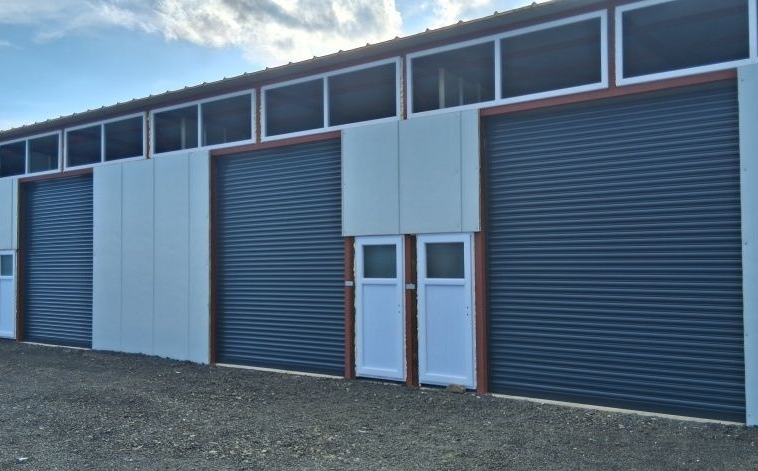 Дава се под наем Склад в Айтос - 200 кв.м за 102 € - Снимка #1