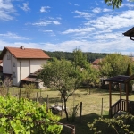 Дава се под наем Къща в с. Ковачевци, Област София-област - 75 кв.м за 229.5 € - Снимка #1