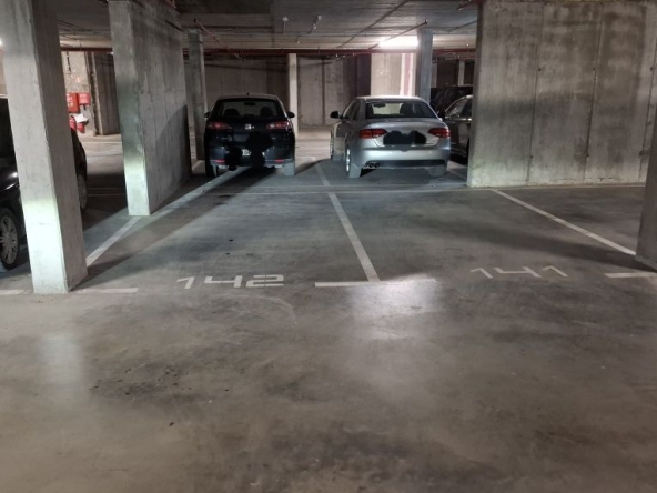 Дава се под наем Гараж / Паркомясто в Пловдив, Тракия - 16 кв.м за 66.3 € - Снимка #1