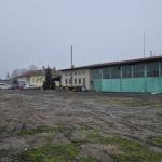 Промишлена сграда в с. Върбак, Област Шумен - 6000 кв.м за 29 €/кв.м - Снимка #1