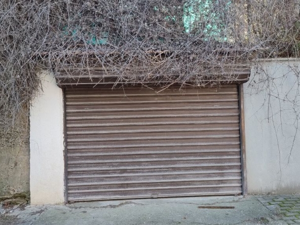 Етаж от къща в Шумен, Център - 234 кв.м за 770 €/кв.м - Снимка #1