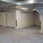 Дава се под наем Гараж / Паркомясто в София, Зона Б-18 - 8 кв.м за 66.3 € - Снимка #1