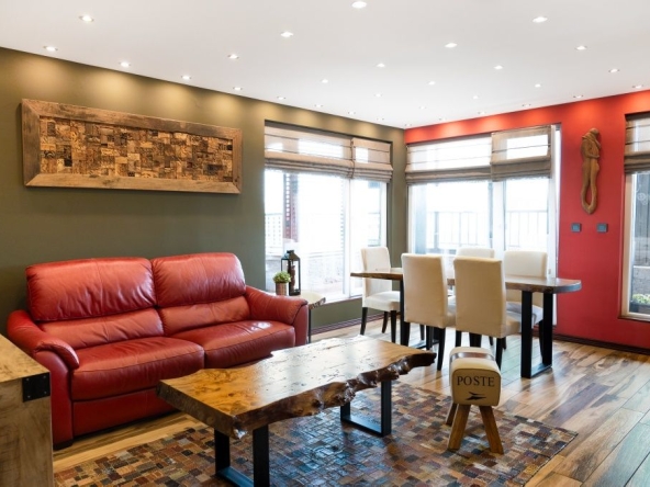 Тристаен апартамент в Пловдив, Каменица 2 - 160 кв.м за 2000 €/кв.м - Снимка #1