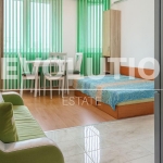 Дава се под наем Двустаен апартамент в Варна, Възраждане 1 - 60 кв.м за 450 € - Снимка #1