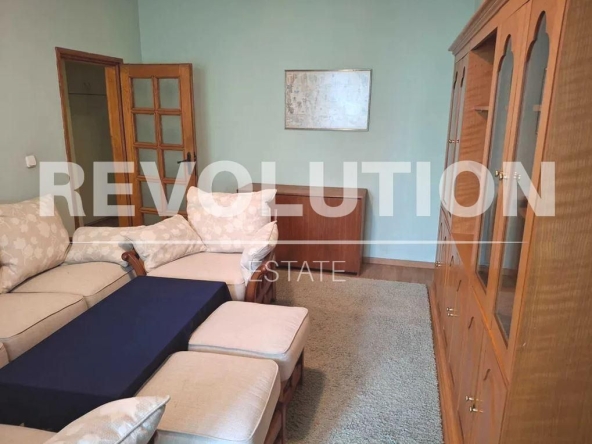 Дава се под наем Тристаен апартамент в Варна, Окръжна болница - 75 кв.м за 450 € - Снимка #1