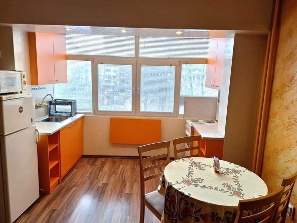 Дава се под наем Едностаен апартамент в София, Света Троица - 48 кв.м за 375 € - Снимка #1