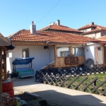 Дава се под наем Етаж от къща в Севлиево - 87 кв.м за 229.5 € - Снимка #1