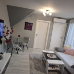 Дава се под наем Тристаен апартамент в Благоевград, Идеален център - 74 кв.м за 382.5 € - Снимка #1