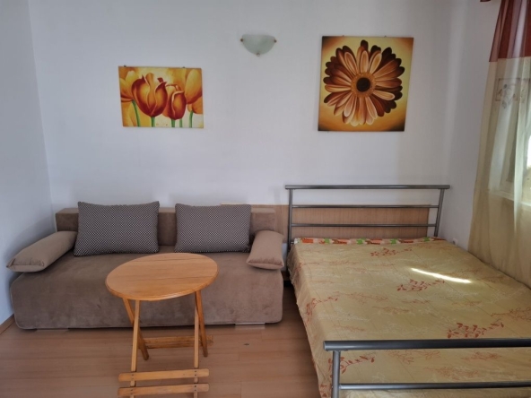 Дава се под наем Магазин в к.к. Слънчев бряг - 46 кв.м за 255 € - Снимка #1