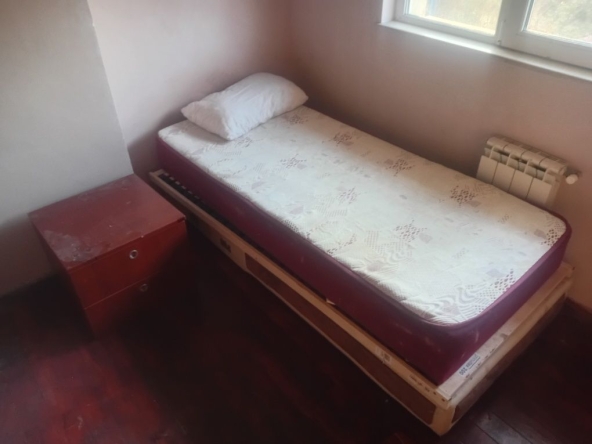 Дава се под наем Четиристаен апартамент в София, Оборище - 103 кв.м за 204 € - Снимка #1