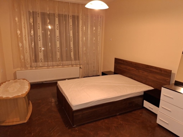 Дава се под наем Двустаен апартамент в Горна Оряховица - 76 кв.м за 306 € - Снимка #1