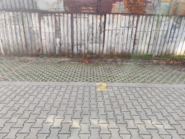 Дава се под наем Гараж / Паркомясто в София, Хаджи Димитър - 15 кв.м за 99.45 € - Снимка #1