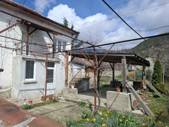 Къща в Казанлък - 40 кв.м за 1913 €/кв.м - Снимка #1