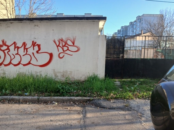 Дава се под наем Къща в София, Връбница 1 - 70 кв.м за 498.27 € - Снимка #1