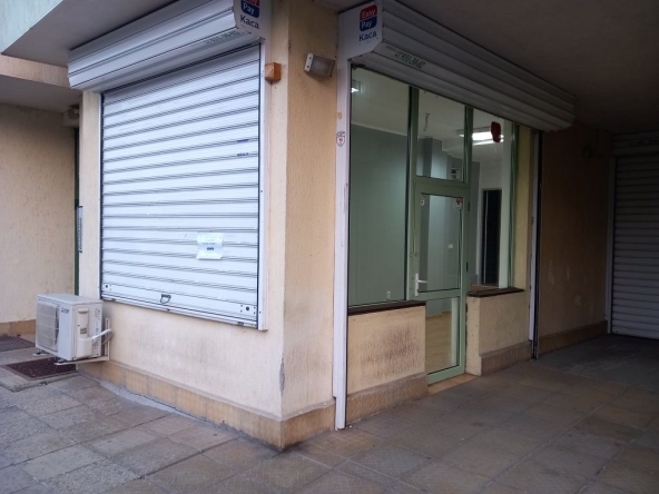 Дава се под наем Магазин в София, Люлин 8 - 30 кв.м за 357 € - Снимка #1
